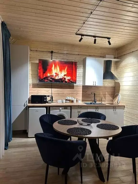 Дом в Кабардино-Балкария, Эльбрусский район, с. Терскол ул. ... - Фото 2