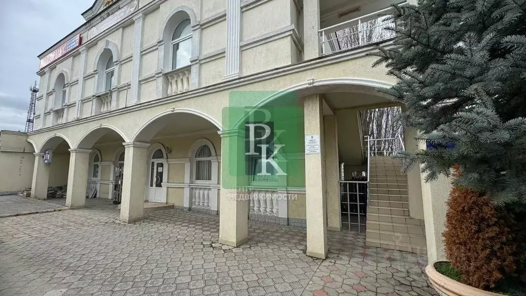 Помещение свободного назначения в Севастополь ул. Хрусталева, 44Б (174 ... - Фото 1