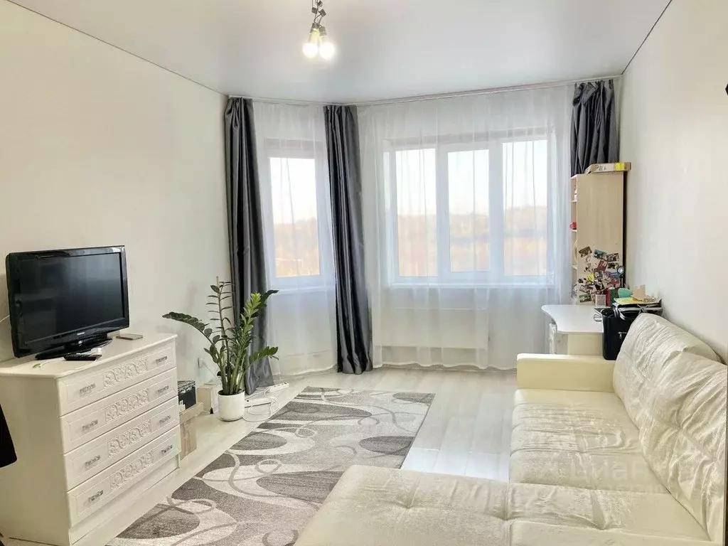 1-к кв. Брянская область, Брянск Белобережская ул., 20 (46.6 м) - Фото 1