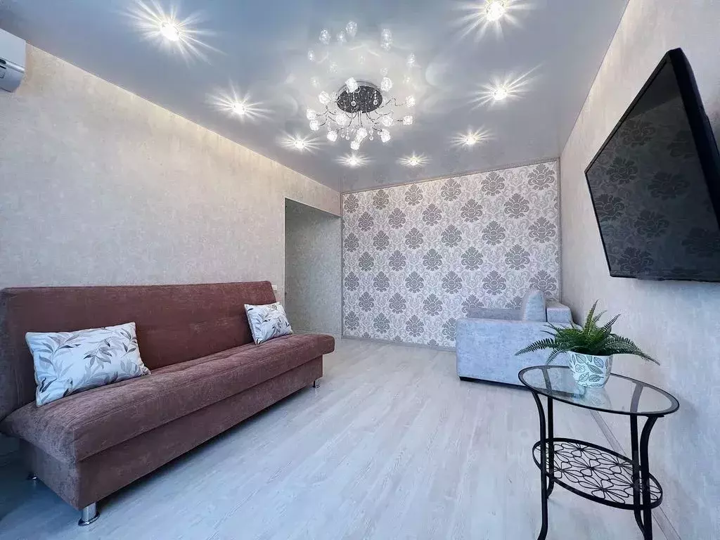 2-к кв. Нижегородская область, Дзержинск ул. Гастелло, 13 (50.0 м) - Фото 2