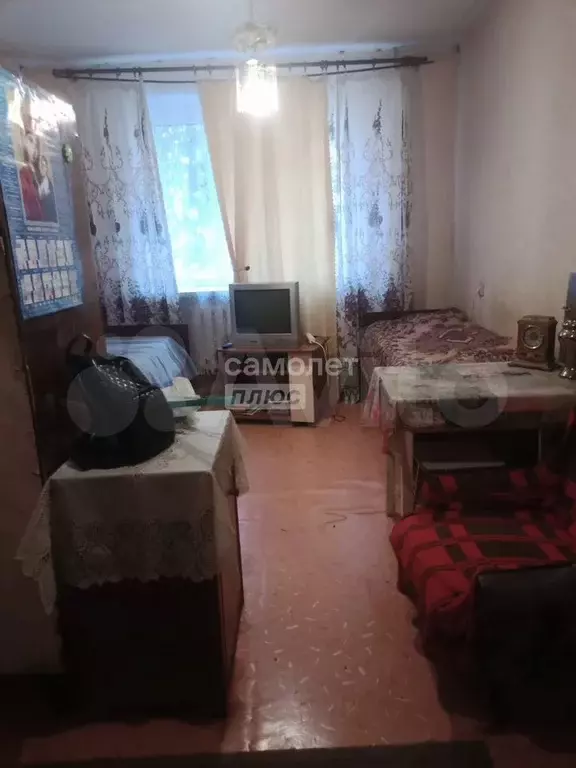Комната 17 м в 8-к., 2/10 эт. - Фото 0