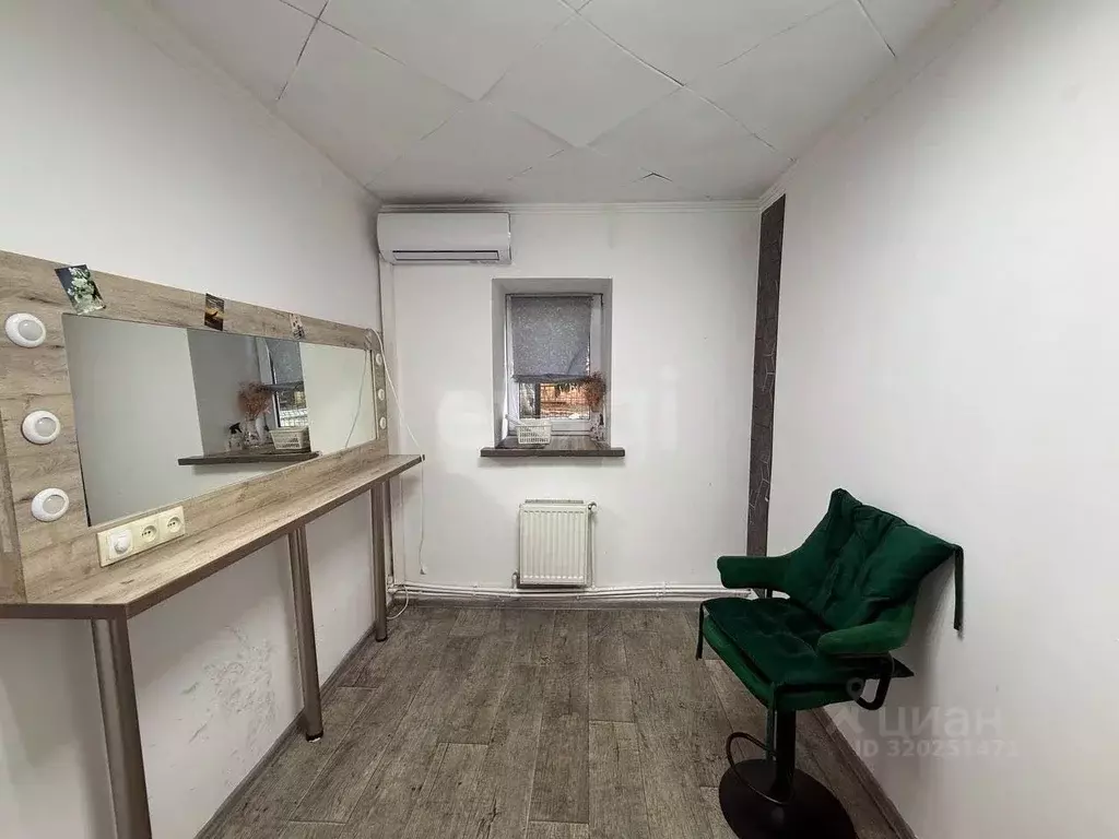 Помещение свободного назначения в Крым, Симферополь ул. Крылова (36 м) - Фото 0
