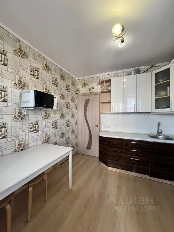 3-к кв. Башкортостан, Уфа ул. Мусы Джалиля, 68 (77.1 м) - Фото 1