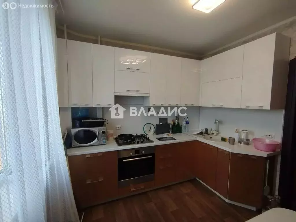 3-комнатная квартира: посёлок Майский, Зелёная улица, 4 (72 м) - Фото 1