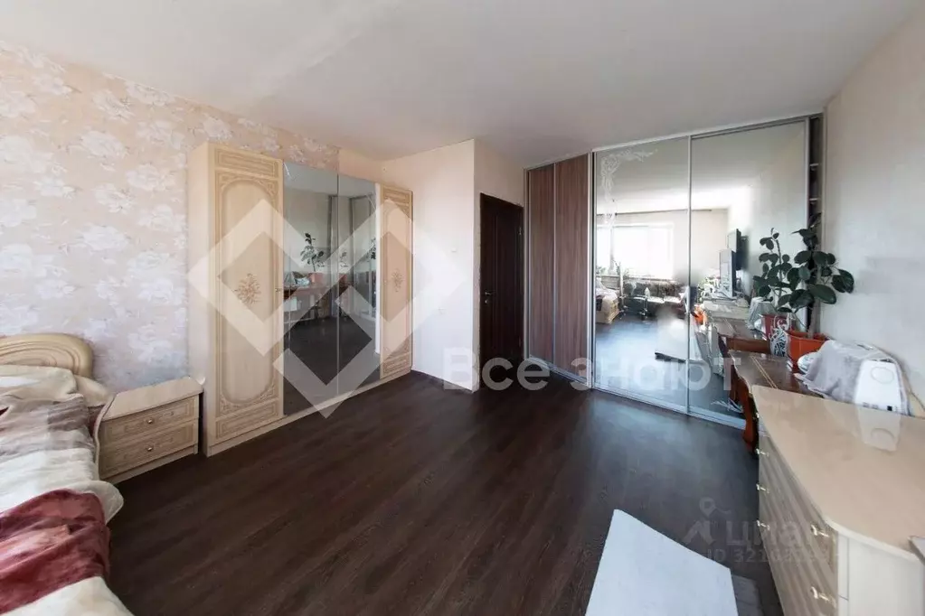 2-к кв. Челябинская область, Челябинск Колхозная ул., 36 (79.7 м) - Фото 1