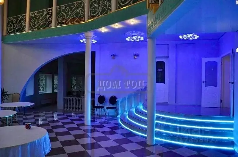 Дом в Москва пос. Птичное, ул. Центральная Усадьба (1000 м) - Фото 0