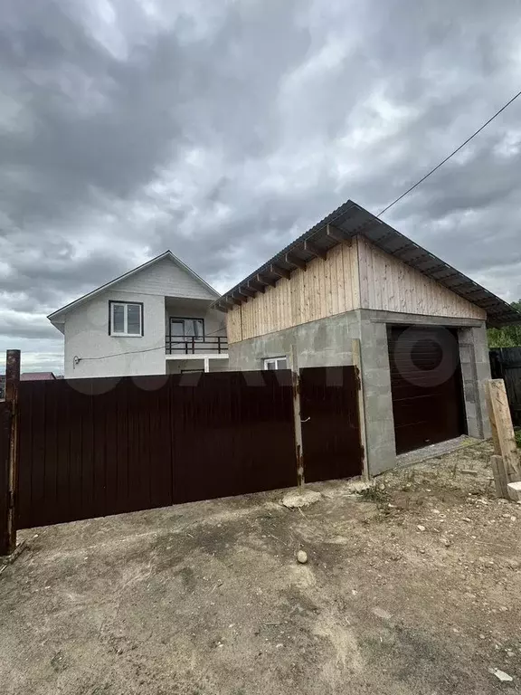 Дом 180 м на участке 10 сот. - Фото 1
