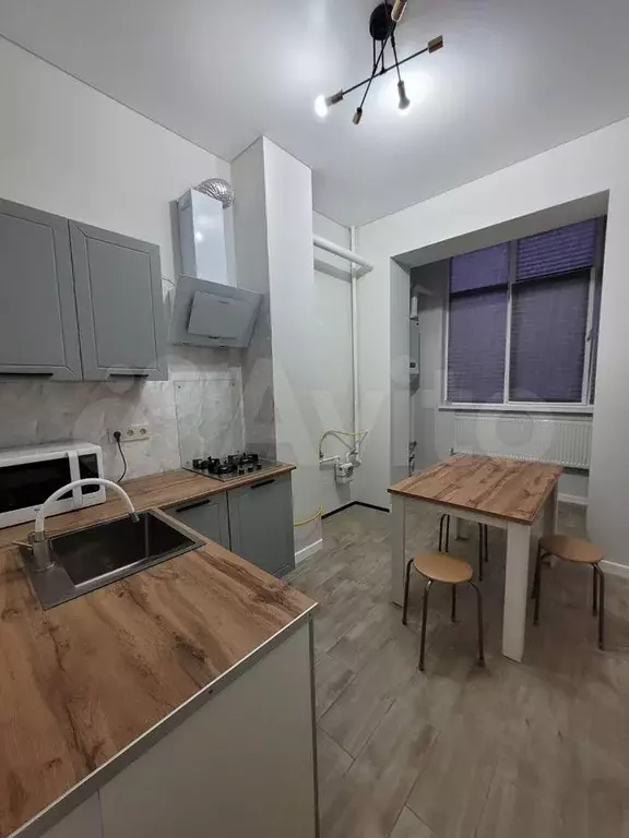 1-к. квартира, 36 м, 1/4 эт. - Фото 0