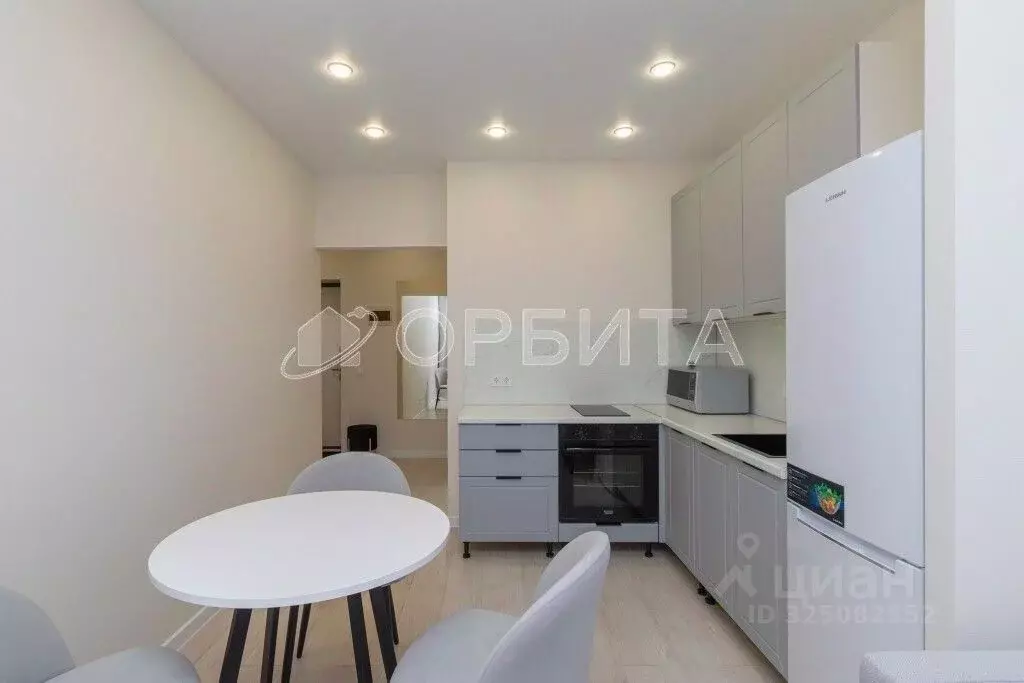 1-к кв. Тюменская область, Тюмень ул. Владислава Крапивина, 4 (34.2 м) - Фото 2