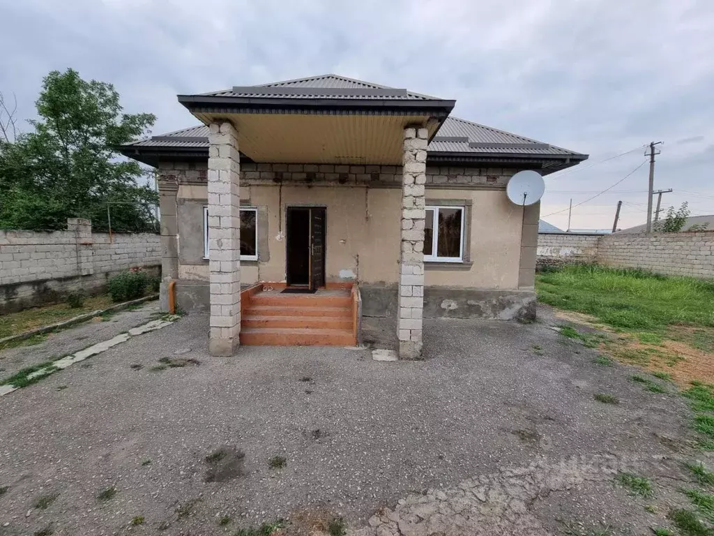 Дом в Кабардино-Балкария, Чегемский район, с. Шалушка ул. Имени А.Г. ... - Фото 2