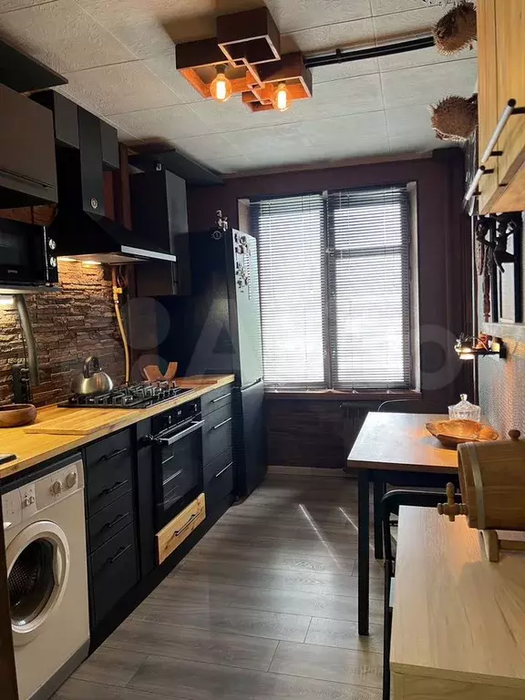 2-к. квартира, 37 м, 4/9 эт. - Фото 0