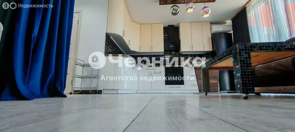 Квартира-студия: Каменск-Шахтинский, улица Гагарина, 53 (32.7 м) - Фото 2