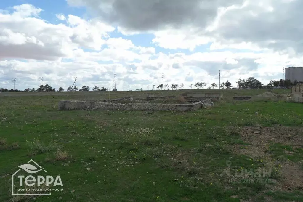 Участок в Крым, Евпатория ул. Решита Медиева (6.0 сот.) - Фото 0