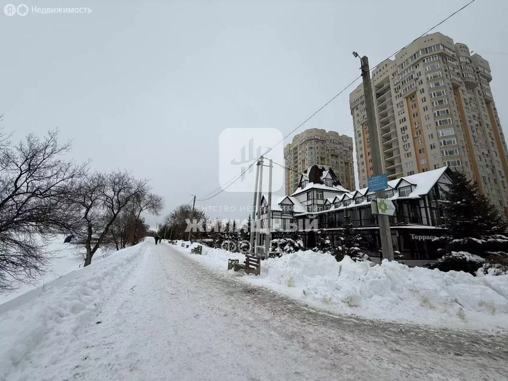 1-комнатная квартира: Энгельс, Дубовская улица, 5к1 (43 м) - Фото 1