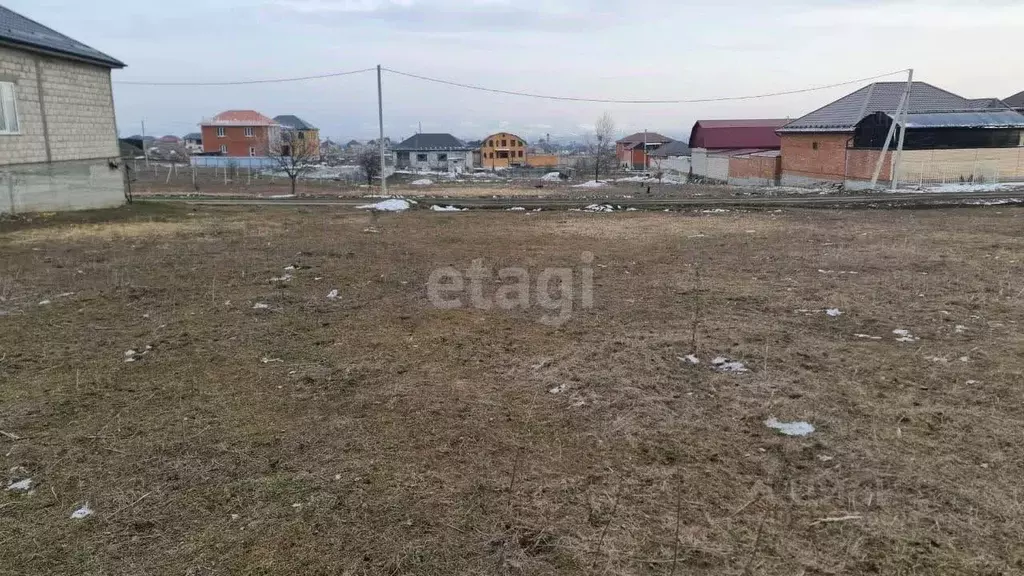 Участок в Ингушетия, Назрань ул. В.И. Юдина (6.0 сот.) - Фото 1