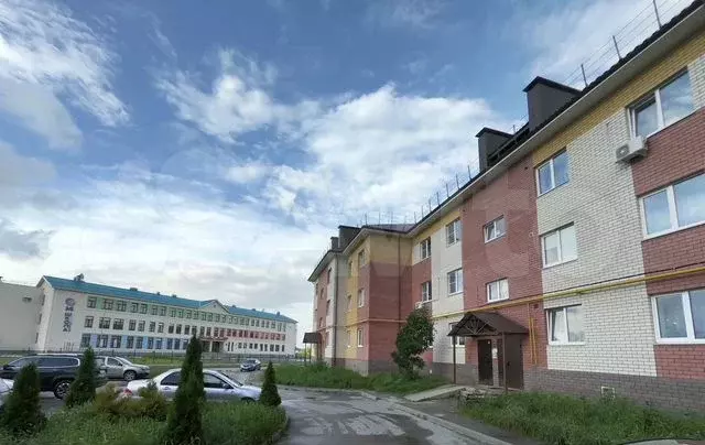 1-к. квартира, 33 м, 1/3 эт. - Фото 0