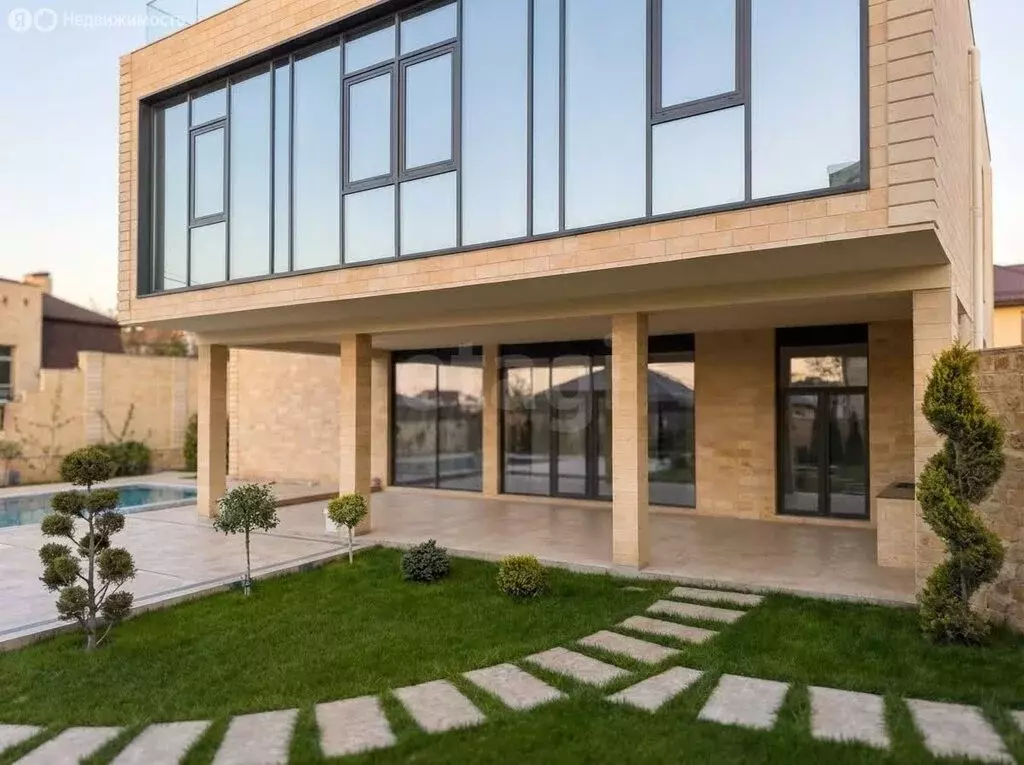 Дом в Симферополь, улица Полины Осипенко (335 м) - Фото 2