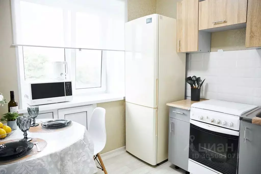 2-к кв. Башкортостан, Уфа ул. Достоевского, 101 (42.0 м) - Фото 2