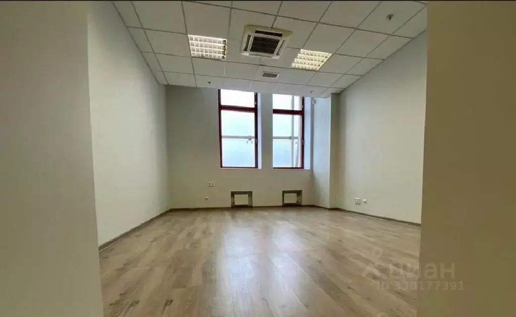 Офис в Санкт-Петербург Петроградская наб., 20 (388 м) - Фото 1