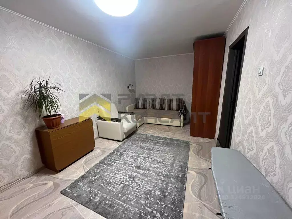 2-к кв. Омская область, Омск ул. 75-й Гвардейской Бригады, 1Б (43.0 м) - Фото 2