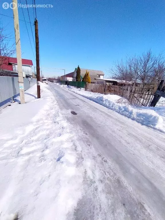 Участок в Балаково, СТ Сельский Строитель, Малая Садовая улица (9 м) - Фото 1