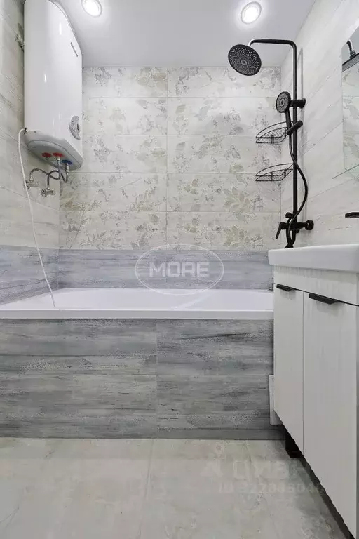 2-к кв. Калининградская область, Калининград ул. Летний проезд, 29 ... - Фото 0