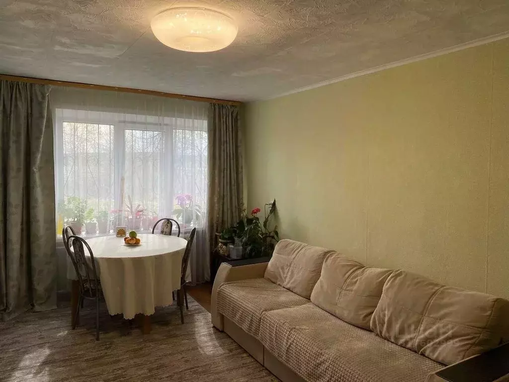 2-к кв. Свердловская область, Полевской ул. Торопова, 1 (47.6 м) - Фото 1