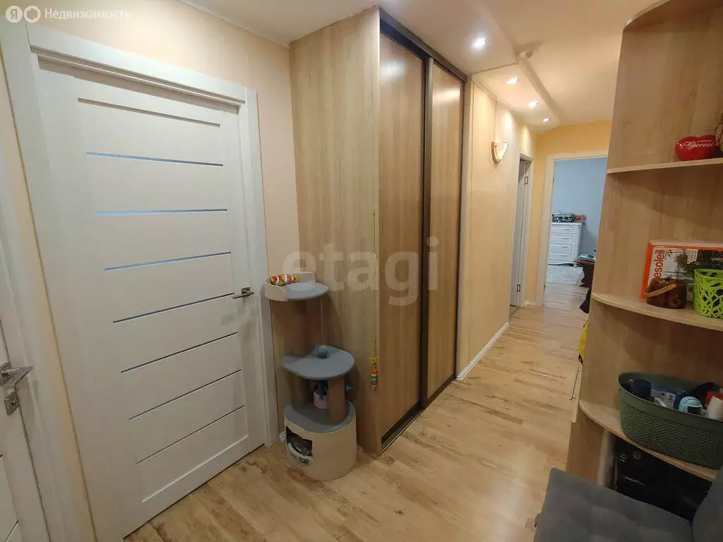 3-комнатная квартира: Шадринск, улица Свердлова, 87 (62.1 м) - Фото 2