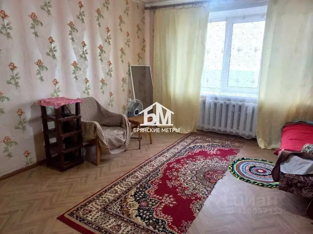 1-к кв. Брянская область, Брянск ул. Есенина, 24 (36.9 м) - Фото 0