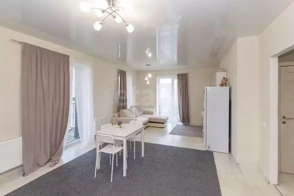 2-к кв. Новосибирская область, Новосибирск ул. Семьи Шамшиных, 65 ... - Фото 1