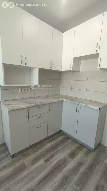 Квартира-студия: Чебоксары, проспект Тракторостроителей, 7 (16.9 м) - Фото 1