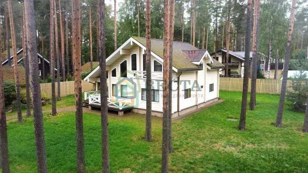 Дом в Ленинградская область, Выборгский район, Рощино городской ... - Фото 2