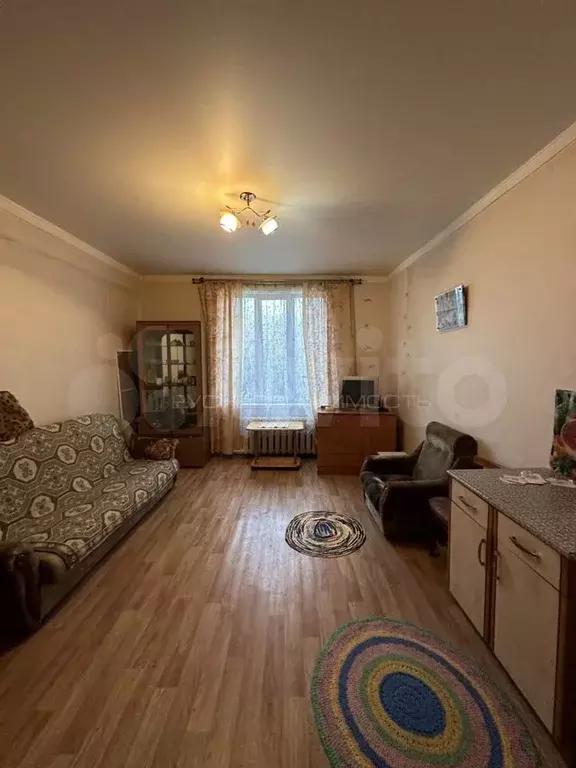 Комната 18 м в 3-к., 3/3 эт. - Фото 1