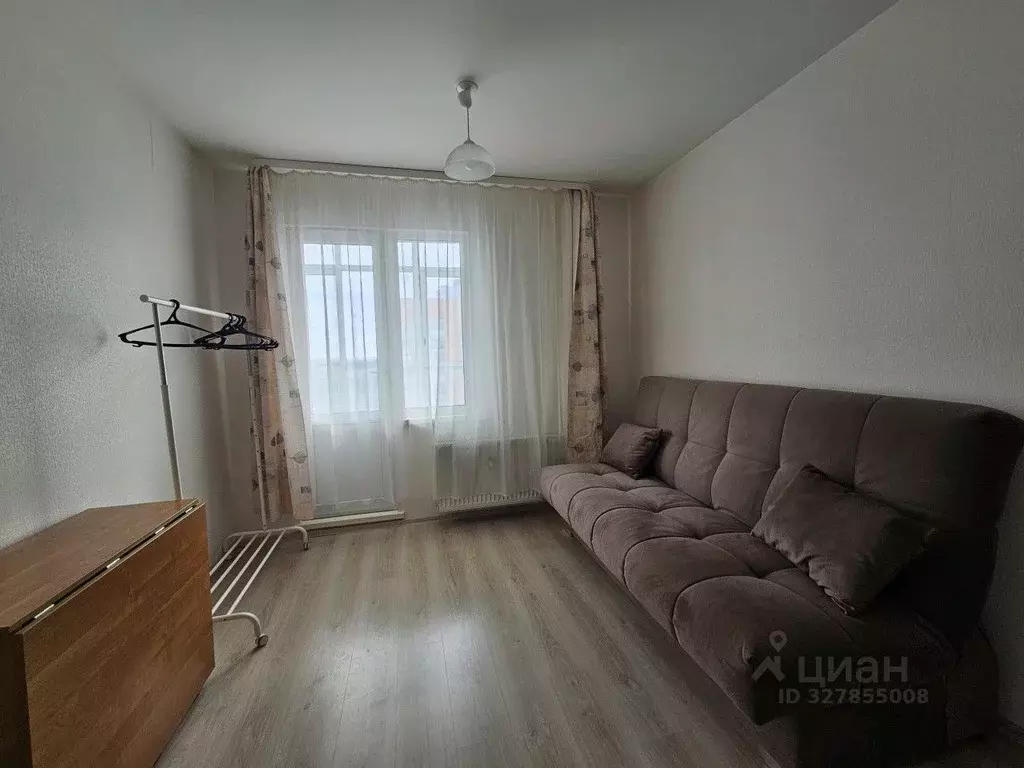 Студия Свердловская область, Екатеринбург ул. Латвийская, 56/3 (20.3 ... - Фото 1