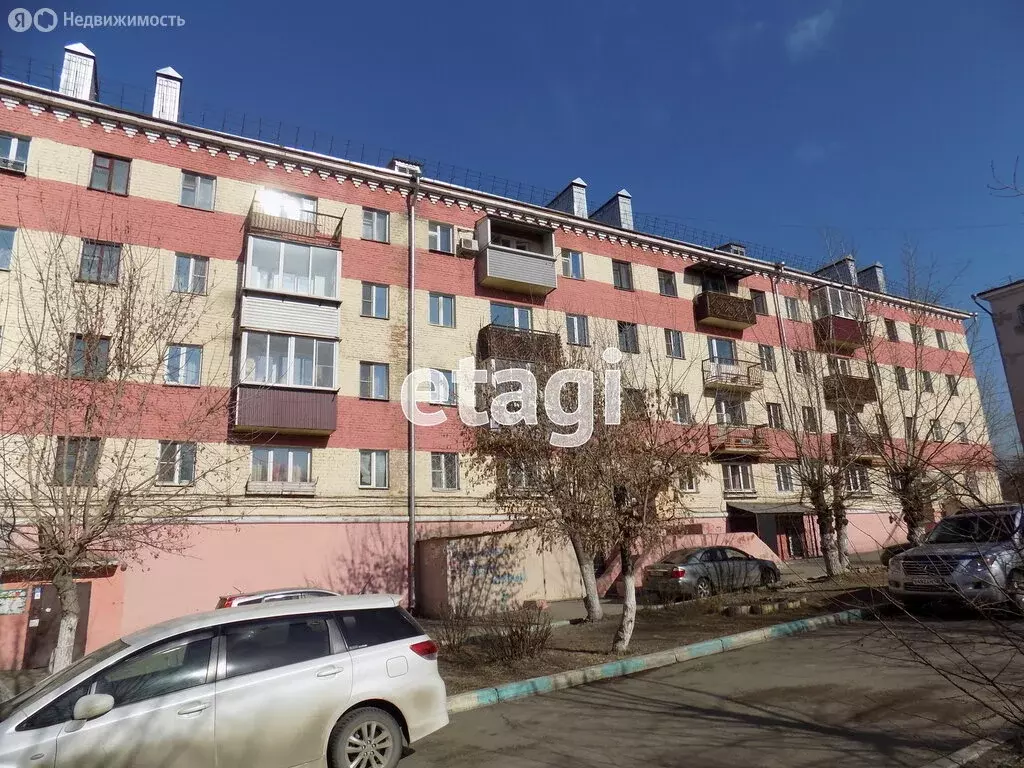 3-комнатная квартира: Улан-Удэ, улица Ербанова, 22 (53.2 м) - Фото 1