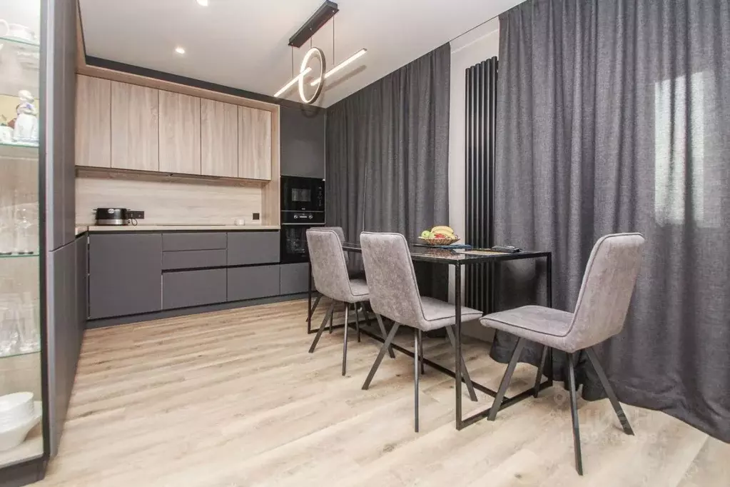 3-к кв. Тюменская область, Тюмень ул. Ю.-Р.Г. Эрвье, 10 (69.7 м) - Фото 2