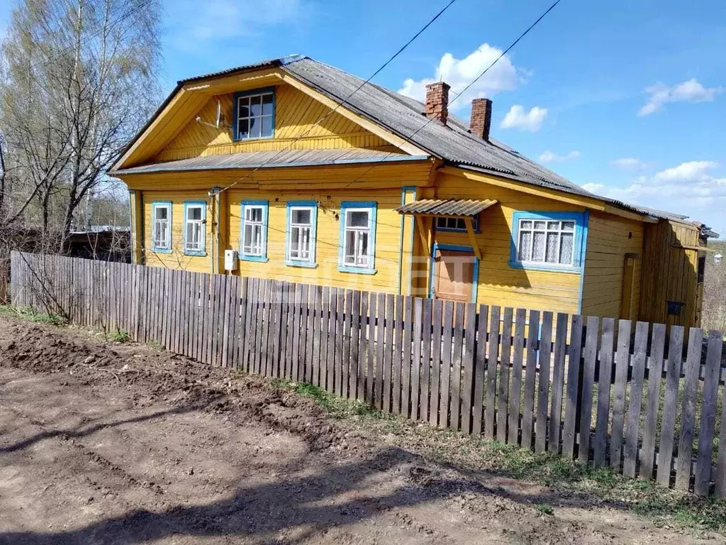 Дом в Костромская область, Шарьинский район, Ивановское с/пос, с. ... - Фото 1