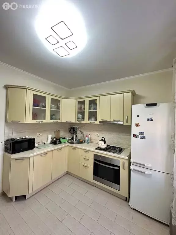 1-комнатная квартира: Шатура, проспект Ильича, 61 (68 м) - Фото 2