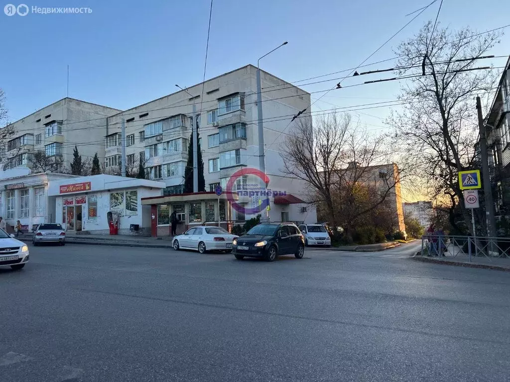 Торговая площадь (14.2 м) - Фото 1