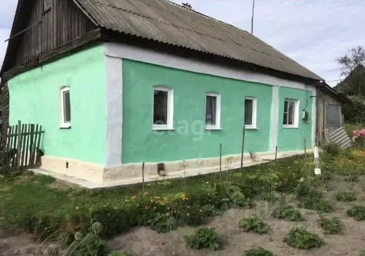 Дом в Калужская область, Думиничский район, с. Вертное 136 (70 м) - Фото 0