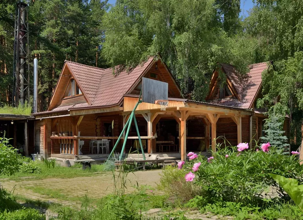 Дом в Башкортостан, Белорецкий район, Абзаковский сельсовет, с. ... - Фото 1