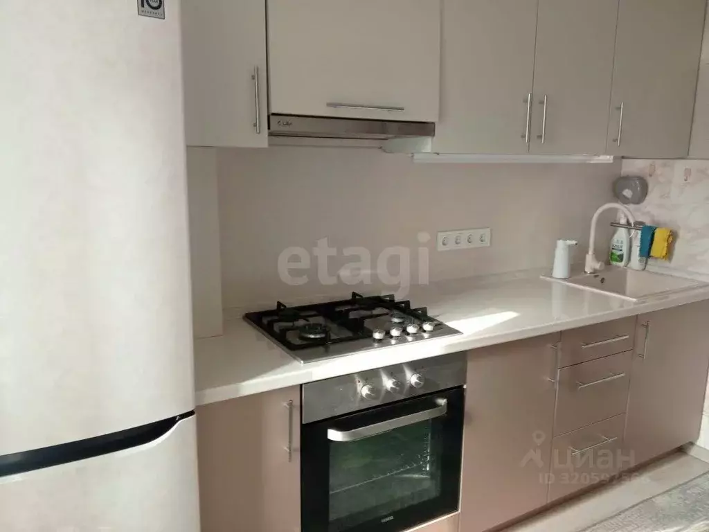 2-к кв. Адыгея, Майкоп ул. Юннатов, 8к2 (50.6 м) - Фото 1