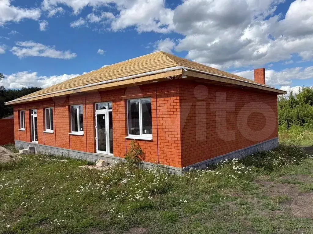 Дом в Белгородская область, Строитель Яковлевский городской округ, ул. ... - Фото 2