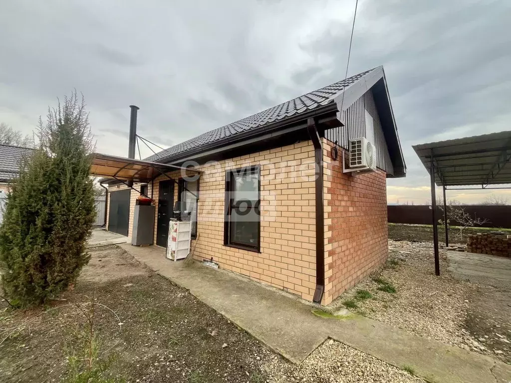 Дом в Краснодарский край, Тимашевский район, Дербентское с/пос, Мирный ... - Фото 2