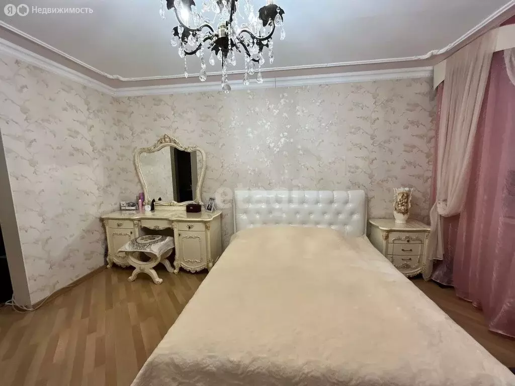 3-комнатная квартира: Калуга, улица Кибальчича, 8 (82.3 м) - Фото 1