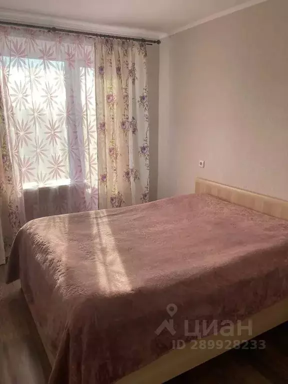 2-к кв. Псковская область, Псков Рижский просп., 28 (50.0 м) - Фото 1