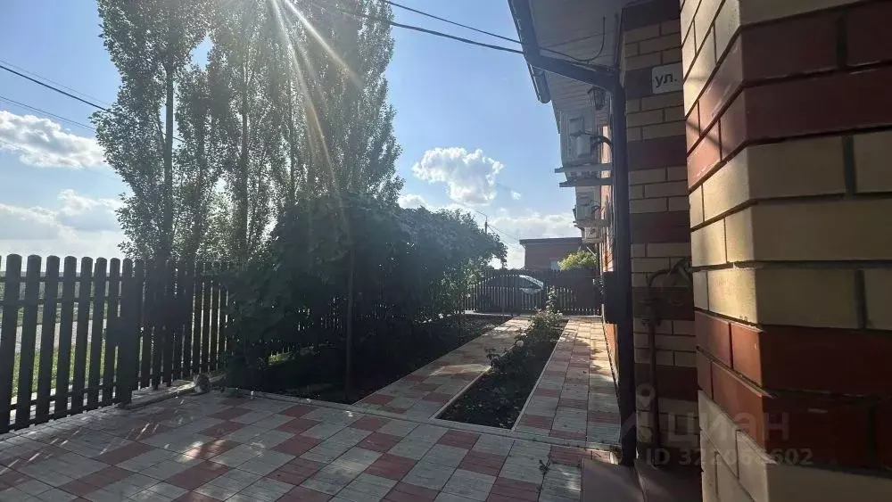 Дом в Оренбургская область, Оренбург Степная ул., 4 (160 м) - Фото 2