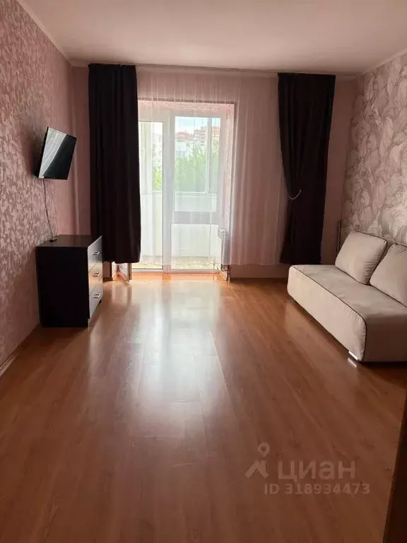 1-к кв. Оренбургская область, Оренбург Салмышская ул., 38 (46.0 м) - Фото 1