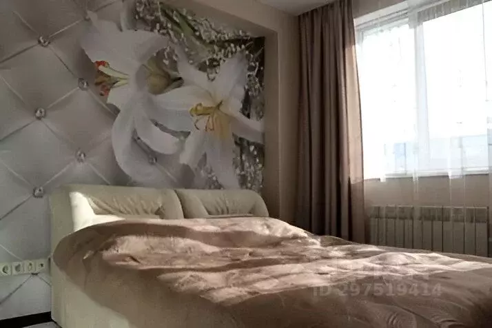2-к кв. Крым, Симферополь бул. Ленина, 12 (64.0 м) - Фото 0