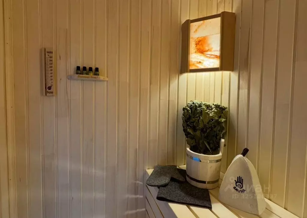 Дом в Ленинградская область, Гатчинский муниципальный округ, д. ... - Фото 1